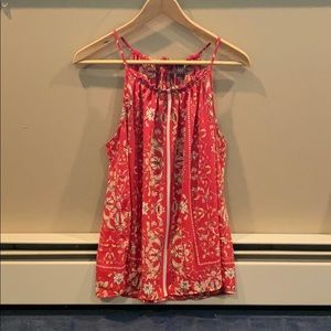 ⭐️sale⭐️Super cute NY&Co floral top